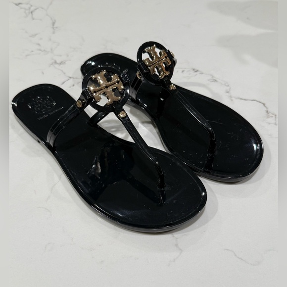 Tory Burch Mini Miller Jelly Thong Sandals Black Gold Flip Flops Women's Size 6 - Picture 1 of 7